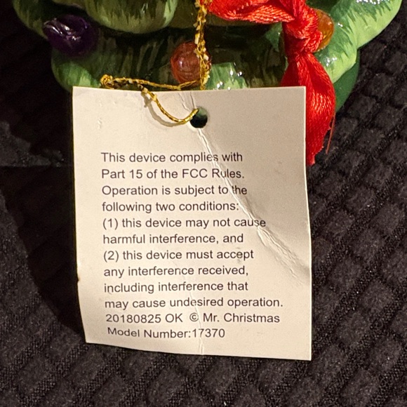 Ceramic Light Up Christmas Tree - Picture 3 of 8